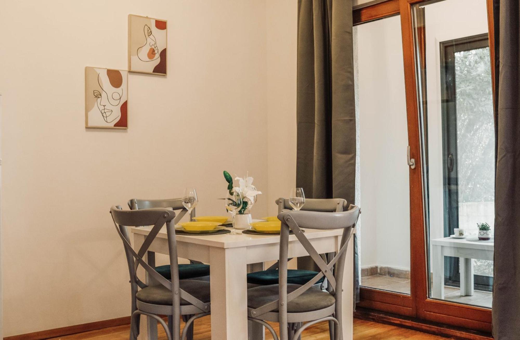 Apartman Mia ริซาน ภายนอก รูปภาพ