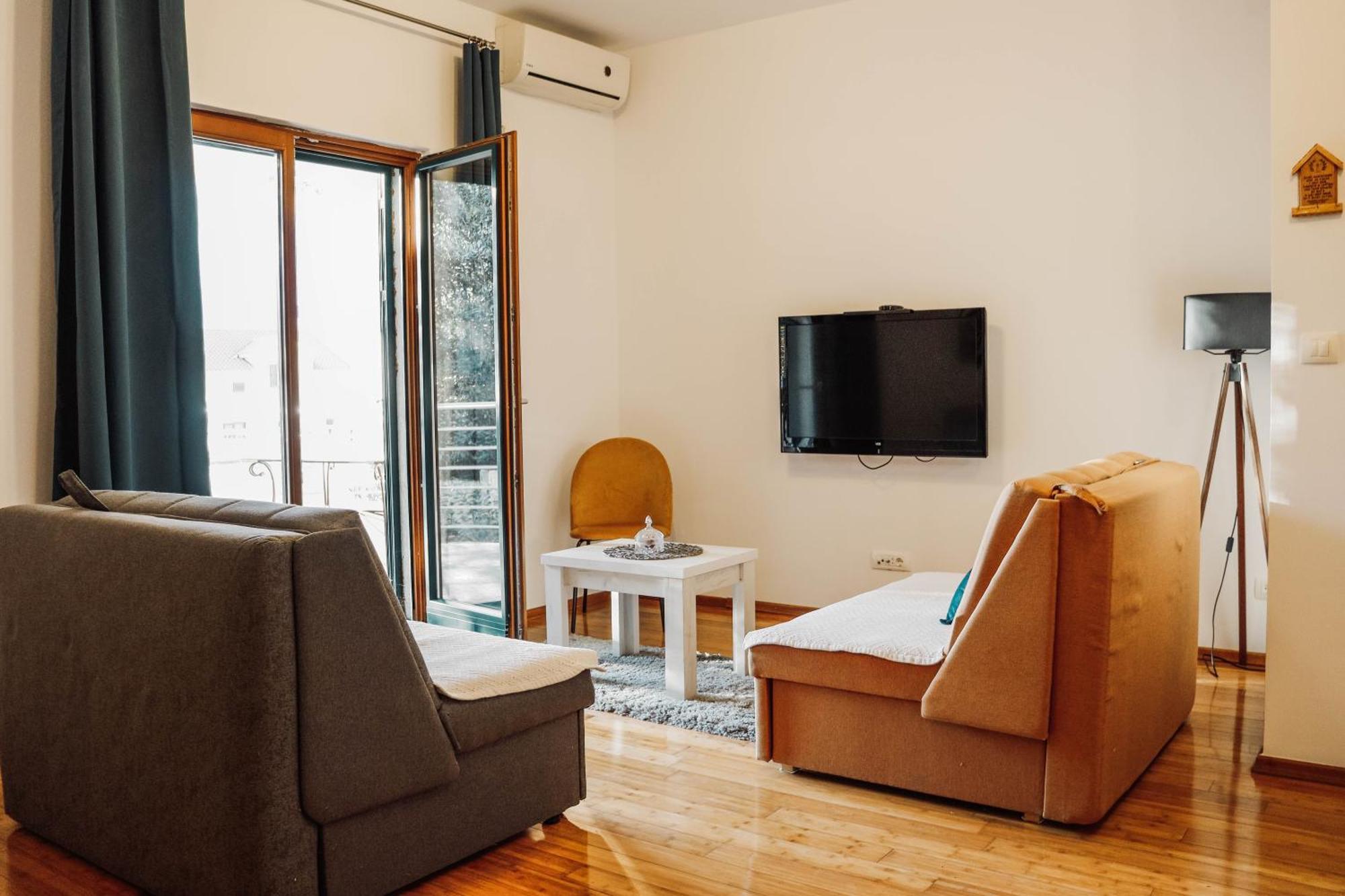 Apartman Mia ริซาน ภายนอก รูปภาพ