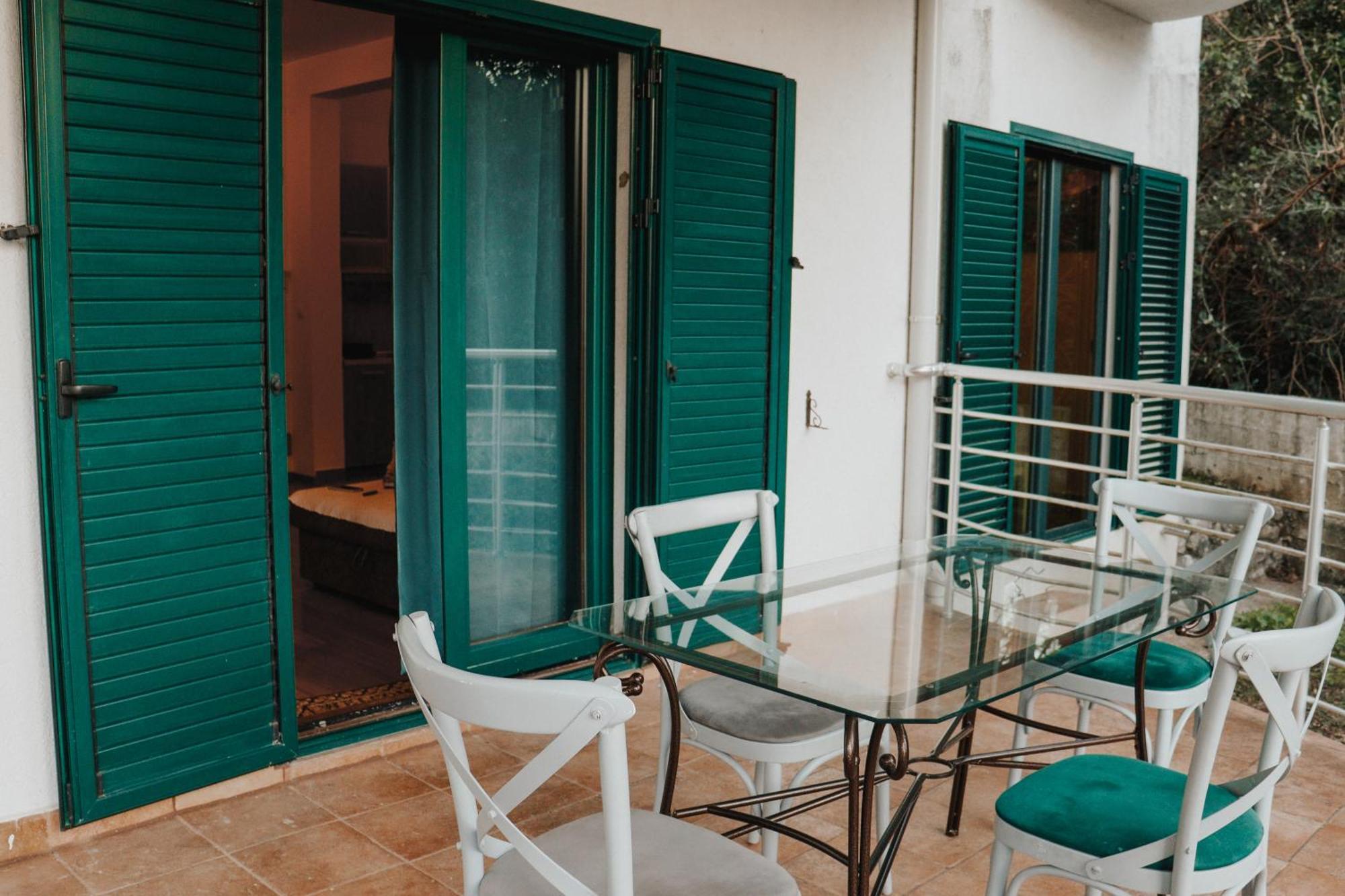 Apartman Mia ริซาน ภายนอก รูปภาพ
